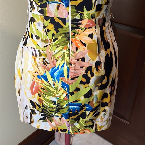 Bebe Wrap top mini Dress V-neck Multicolor Fully lined Size XS - Picture 11 of 12